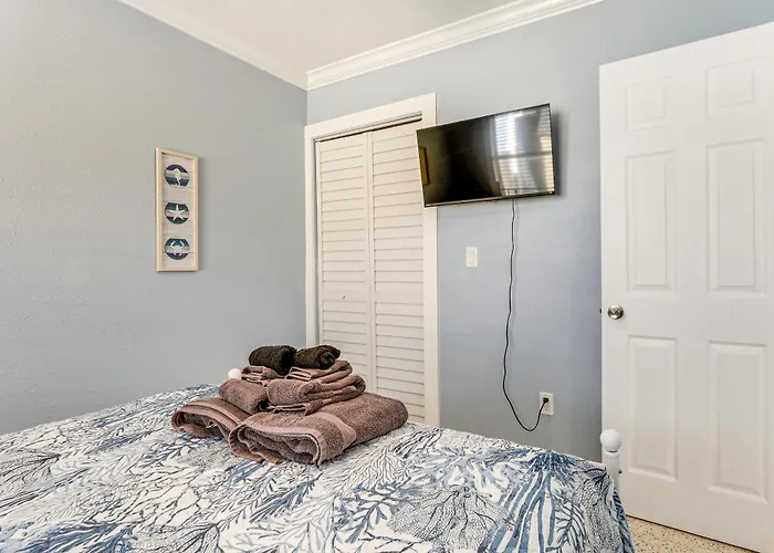 Walk To Gulf & Beaches! Indian Rocks Haven * Clearwater Beach
