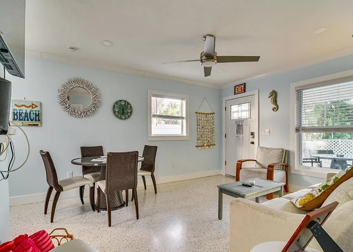Holiday home Walk To Gulf & Beaches! Indian Rocks Haven Clearwater Beach