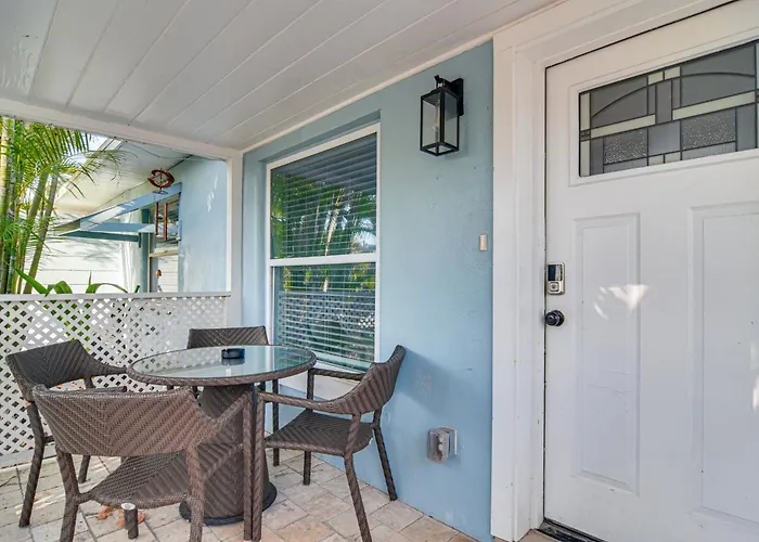 Walk To Gulf & Beaches! Indian Rocks Haven Clearwater Beach
