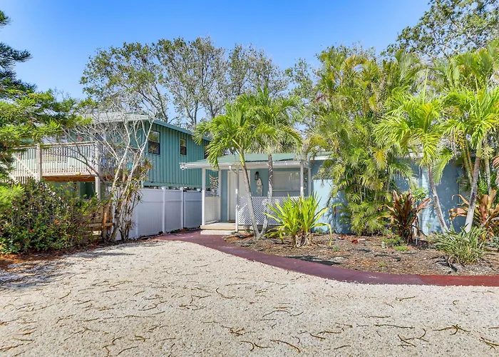 Walk To Gulf & Beaches! Indian Rocks Haven * Clearwater Beach